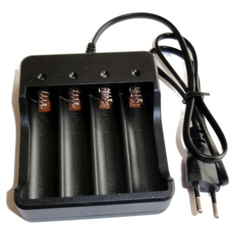 Зарядний пристрій + 4X акумулятор 4800mAh 18650 3.7 V LI-Ion акумулятор