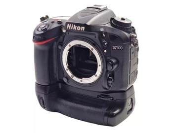 Зеркальная камера NIKON D7100 Body пробег 28430 24MPX