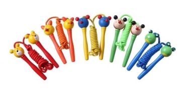 Скакалка з дерев'яними ручками для дівчинки іграшка підтримує активність
