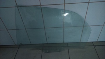 KIA CLARUS 1 2 SEDAN KOMBI 95-01 SZYBA LEWA TYLNA