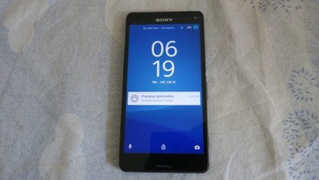 Смартфон Sony XPERIA Z3 Compact 2 ГБ/ 16 ГБ