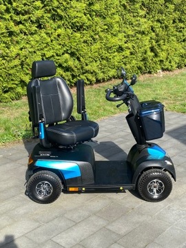 Самокат для пожилых людей INVACARE Comet PRO 2021 год