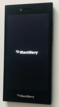 Смартфон BlackBerry Leap 2 ГБ / 16 ГБ черный