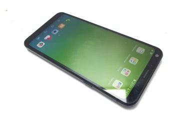 Телефон LG G6