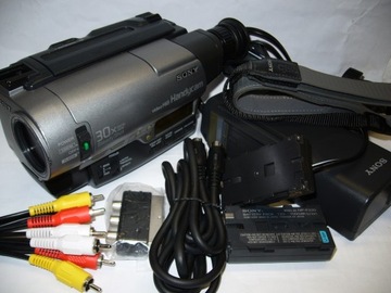 SONY CCD-TR 820e-RIP кассеты Hi8 / 8mm в Pal-U / NTSC / BDB состояние