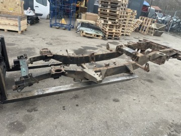GTV455297 - Land Rover Defender 2005 Рамка