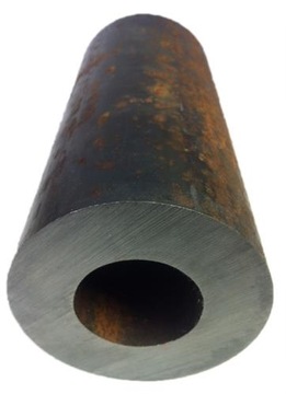 Бесшовная толстая стальная труба 140 x 30 мм