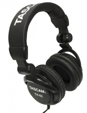 Студійні навушники-вкладиші Tascam TH-02 закриті чорні професійні