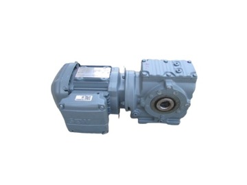 Мотор-редуктор SEW 0.37 kw 8.5 RPM угловой