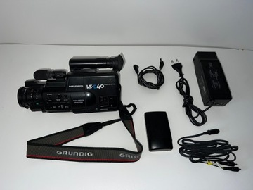 Відеокамера Grundig VS-C40 VHS-C комплект зарядний пристрій
