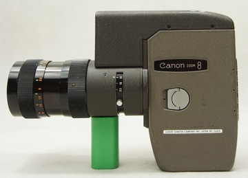 Камера CANON ZOOM 8