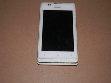 Sony Xperia E c1505 телефон поврежден