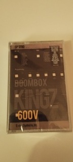DJ 600V-BOOMBOX KINGZ LTD 1/6 КАССЕТА MC