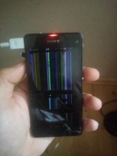 Пошкоджений Sony Xperia z1 Compact