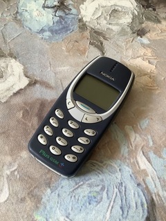 Уникальный & Nokia 3310 + Аккумулятор + Зарядное Устройство !