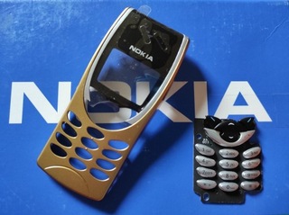 Nokia 8210 * * Корпус * * Клавіатура **