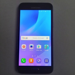 Smartfon Samsung Galaxy J3 1,5 GB / 8 GB czarny