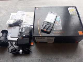 Новая Польская Nokia E52 navi 2GB черная Orange 