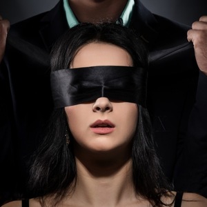 Hotwife blindfold A Blindfold