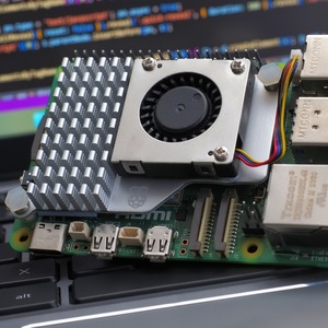 Raspberry pi400 美品 Raspberry Pi 400 日本版: 開発ツール・ボード 秋月電子通商