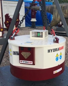 HYDROMAGNES Hydraram HMG-1300 26-32 t 1880 kg