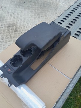 BMW E46 ARMLEHNE + TUNNEL Z CUPHOLDEREM
