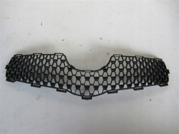 РЕШЕТКА БАМПЕРА ПЕРЕД TOYOTA YARIS II 2006-2011R