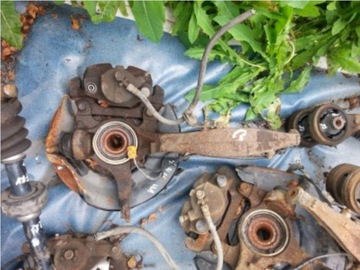 ПОВОРОТНЫЙ КУЛАК ПЕРЕД L/P HONDA ACCORD 02-08