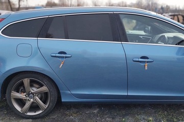 ДВЕРЬ ПРАВАЯ ЗАД ЗАДНЕЕ VOLVO V60 10-18R 713 POWER BLUE