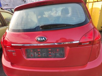 KIA VENGA КРЫШКА ЗАД БАГАЖНИКА