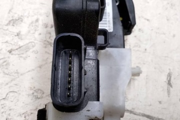 SCHLOSS RECHT VORDER- TÜREN HYUNDAI IX35 (LM, EL, ELH) 813202Y020 1.68L