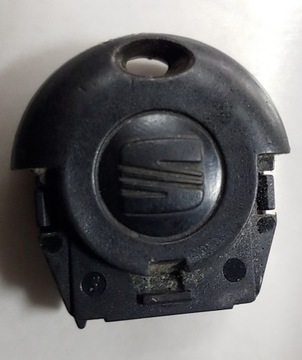 ПУЛЬТ ЦЕНТРАЛЬНОГО ЗАМКА L01556B VW SEAT SKODA 05-