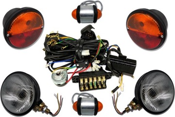 КОМПЛЕКТ РЕФЛЕКТОРЫ + ФОНАРИ ЗАДНЕЕ КОМБИНИРОВАНЫЕ + ПРОВОДКА + ПОВОРОТНИКИ C-330