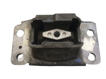 ЛАПА КОРОБКИ ПЕРЕДАЧ FORD 6G91-7M121-AC