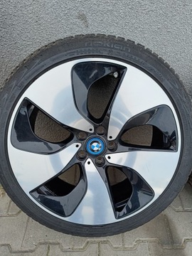 BMW I8 CAŁE ШЕСТЕРНИ 215/45/20 ЗИМА