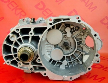 КОРОБКА ПЕРЕДАЧ MAZDA CX5 2.2 D D6100 .