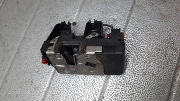 ЗАМОК ДВЕРЬ ПРАВАЯ ЗАД OPEL ZAFIRA A 2.0D 02R 24414135 3PIN