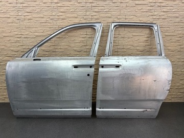 ROLLS ROYCE CULLINAN ДВЕРЬ ЛЕВАЯ DOOR