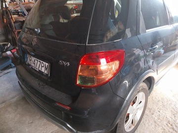 КРИШКА ЗАД SUZUKI SX4 РЕСТАЙЛ РІК 11