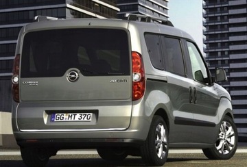 OPEL COMBO D 2010+ НАКЛАДКА ХРОМ ХРОМOWANA КРЫШКА