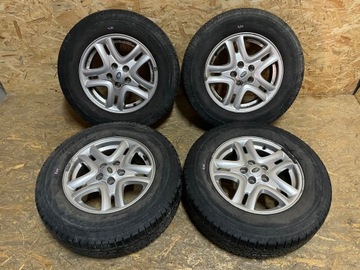 ШЕСТЕРНИ LAND ROVER FREELANDER II 2 L359 215/70R16 100T PIRELLI SCORPION ЗИМА