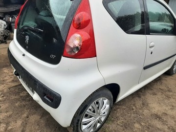 ЧЕТВЕРТЬ ЗАДНЯЯ ПРАВОЕ КРЫЛО ЗАД 107 AYGO C1 05-14