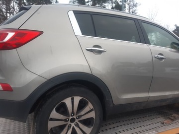 KIA SPORTAGE III ДВЕРЬ ЗАДНИЙ ЗАДНИЙNE ПРАВОЕ A3 W-WA ХОРОШЫЕ