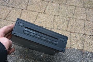 ЧЕЙНДЖЕР ДИСКОВ CD AUDI A8 D3 4E0035111