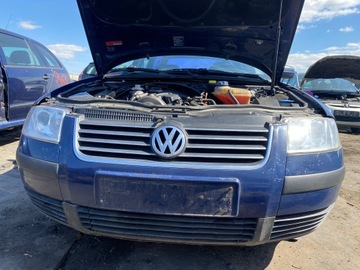 VW PASSAT B5 FL УНИВЕРСАЛ 00-05 БАМПЕР ПЕРЕДНИЙ ПЕРЕД КОД LAKIERU LA5E