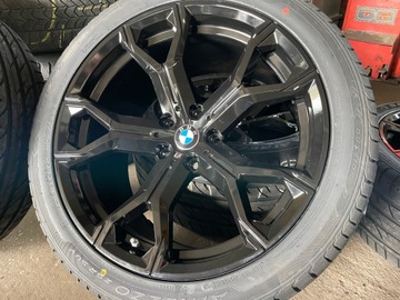 ШЕСТЕРНИ BMW X5 F15 X6 315/35R20 ЗИМА M-PAKIET PIRELLI