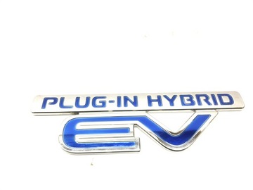 ЭМБЛЕМА OUTLANDER III PLUG IN HYBRID 7415A456