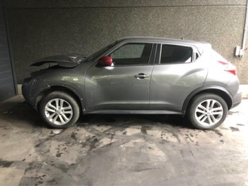 NISSAN JUKE ДВЕРЬ