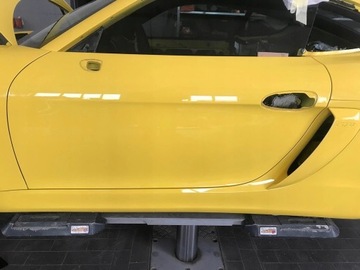 PORSCHE CAYMAN GT4 BOXSTER 981 ДВЕРЬ ЛЕВАЯ 1S1