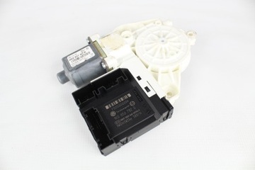 МОТОРЧИК СТЕКЛА ЛЕВЫЙ ПЕРЕД VW GOLF V PLUS 05-08 1K0959792G